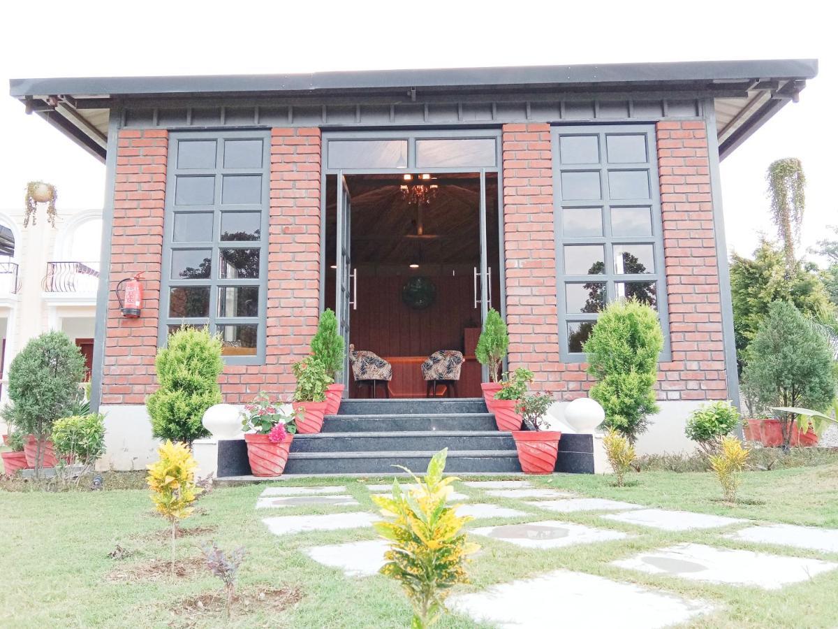 Aar Resort & Spa Dehradun Exterior photo