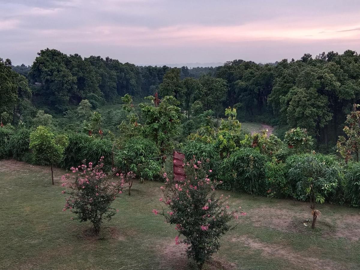 Aar Resort & Spa Dehradun Exterior photo